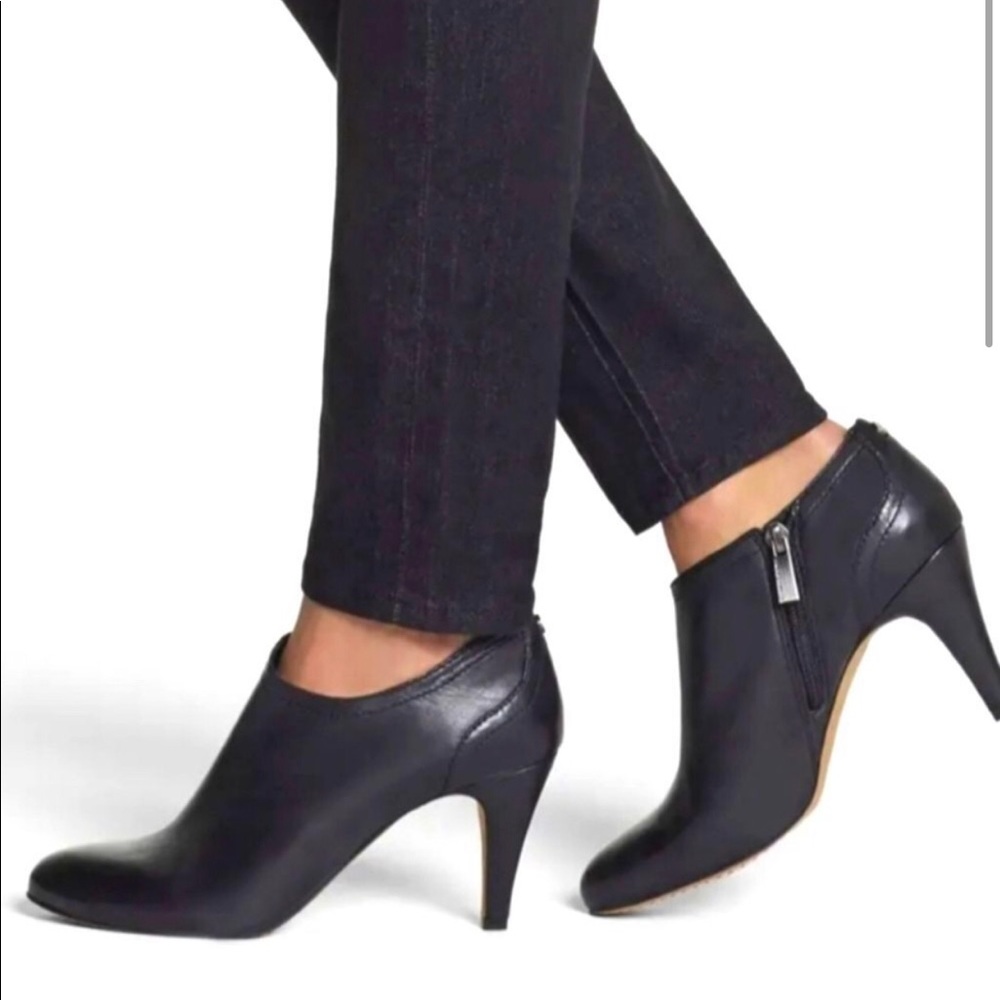 Vince Camuto Vala Leather ankle bootie